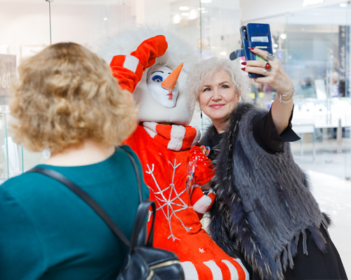 Новогодний праздник <br /> в ЦУМе!